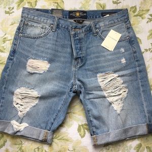 Lucky Brand distressed Bermuda shorts